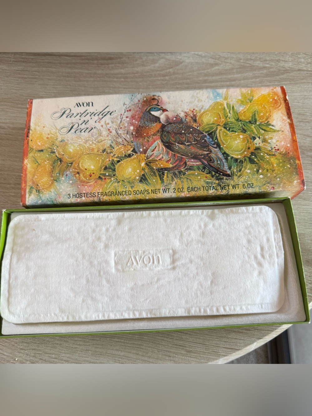 Vintage Avon Decorative Soap Gift Box - partridge in Pear bird soap vtg